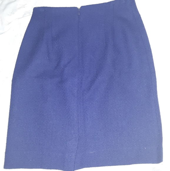Jones New York blue wool pencil skirt, size 6 - Picture 2 of 3